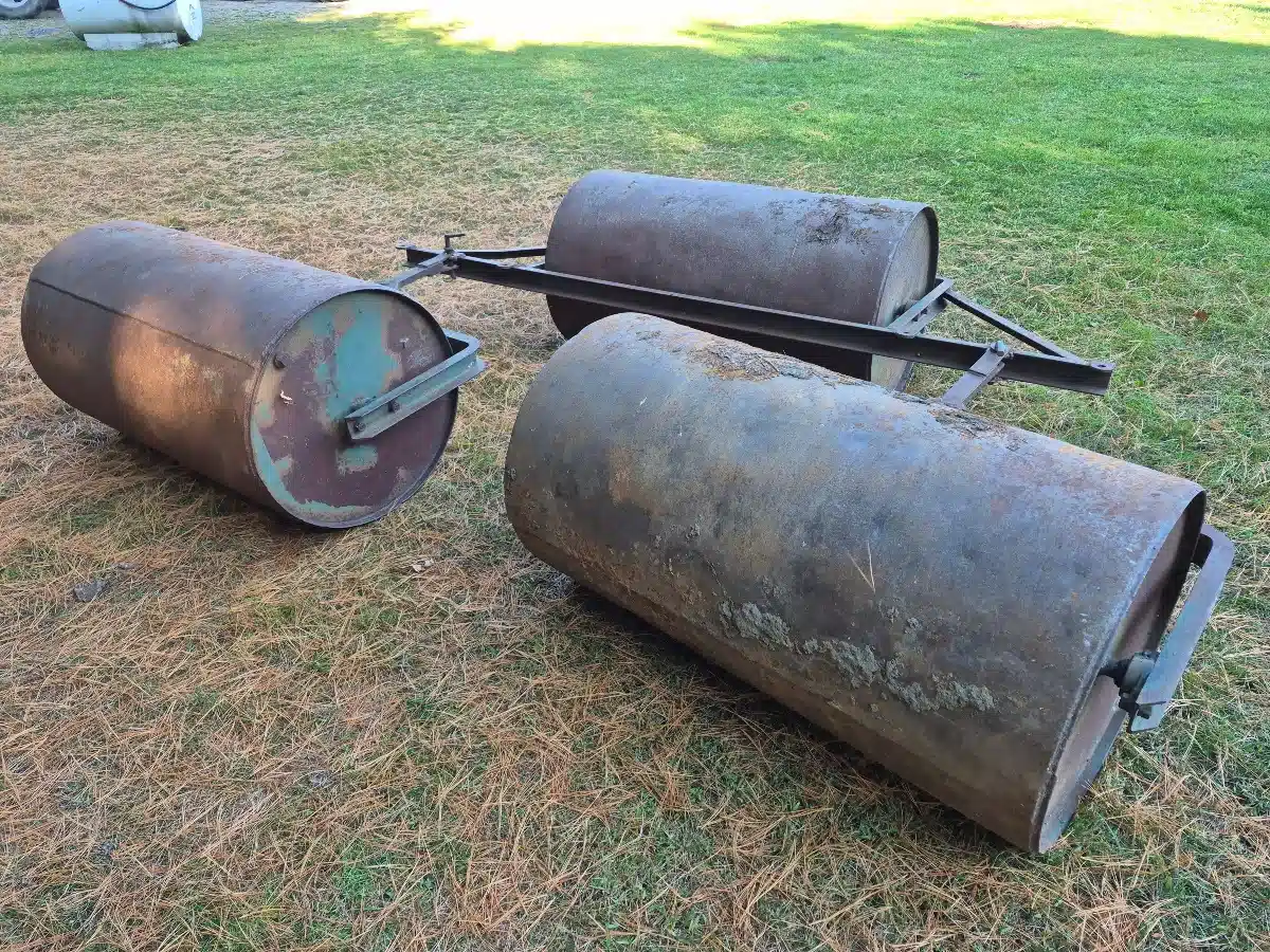 Gallery image 1 for Used Desjardins 12FT Land Roller