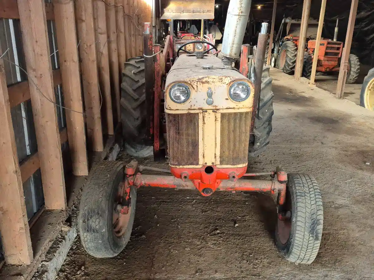Gallery image 2 for Used 1970 Case 430 Tractor
