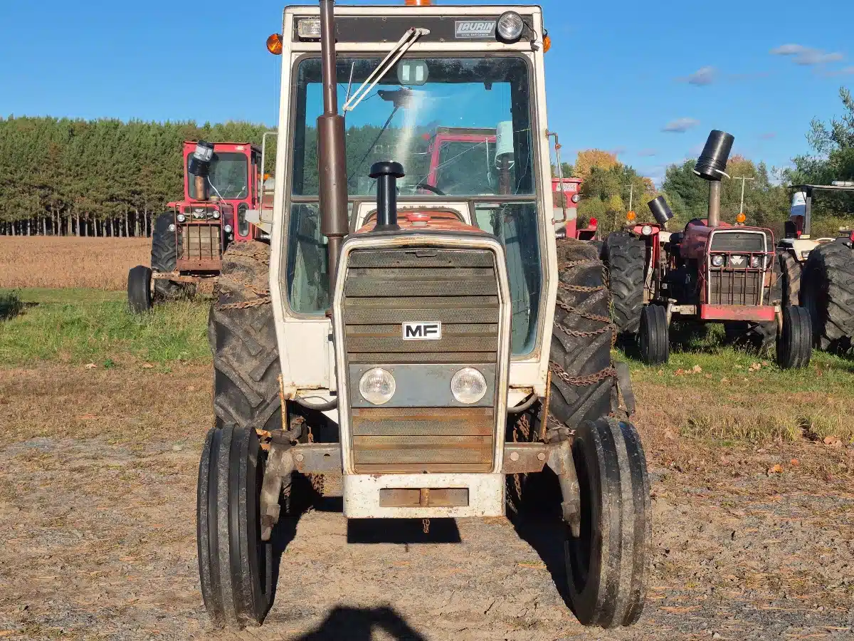Gallery image 2 for Used 1990 Massey Ferguson 283 Tractor