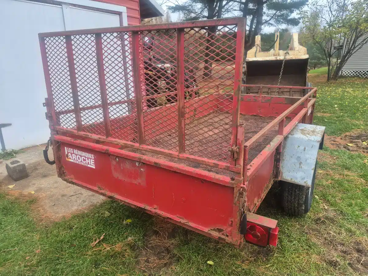 Used 2000 Fabrication Domestique Laroche Trailer - Utility