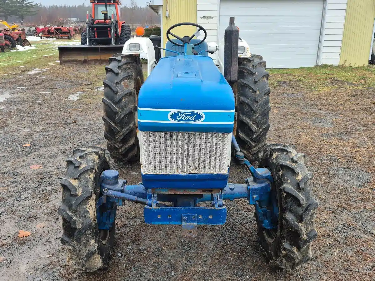 Gallery image 2 for Used 1984 Ford 2110 Tractor