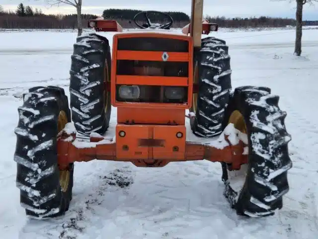 Gallery image 2 for 1980 Renault 651-4 Tractor