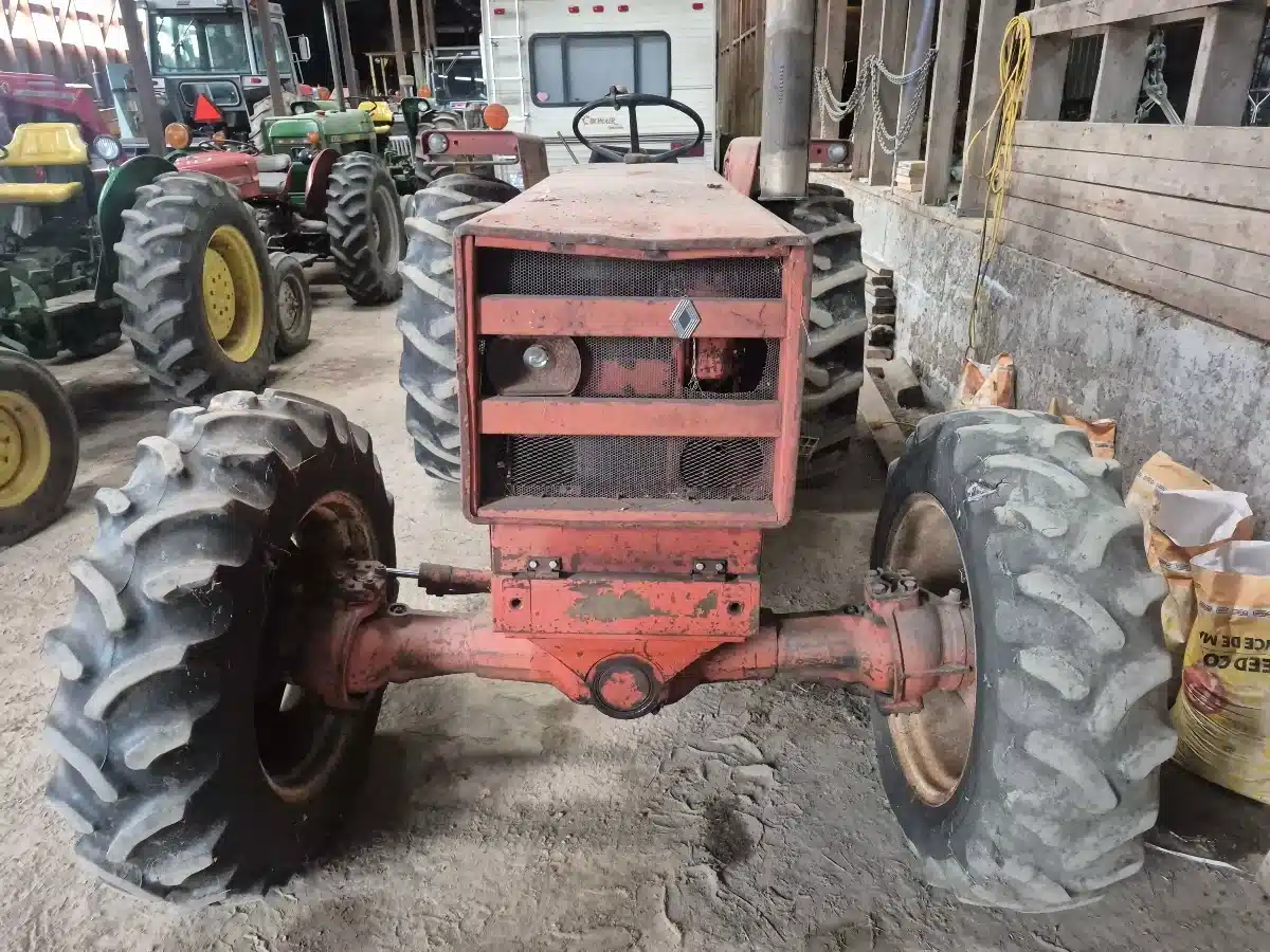 Photo de la Galerie 2 pour 1980 Renault 651-4 Tracteur