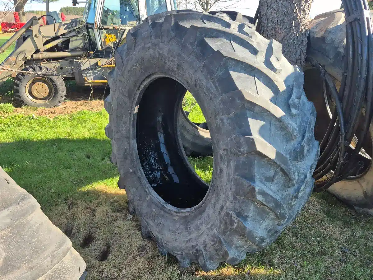 Photo de la Galerie 1 pour Trelleborg 600/70R34 Pneus