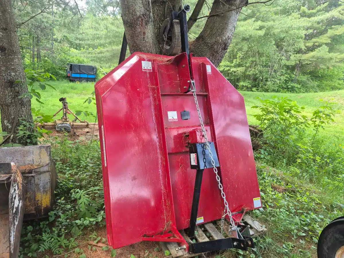 Gallery image 1 for Walco WHISTLER 5.5 Rotary Cutter
