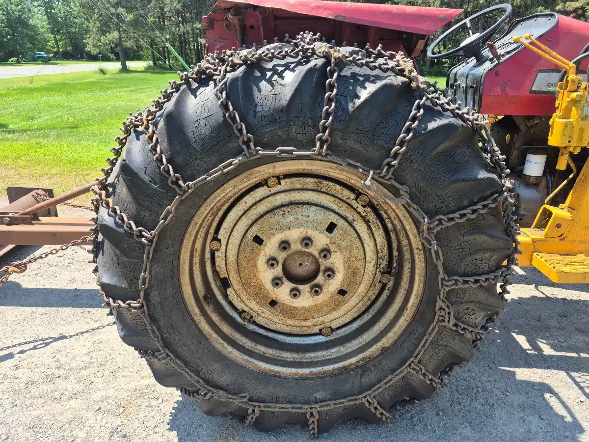 Gallery image 2 for Trygg 16.9X30 Tires