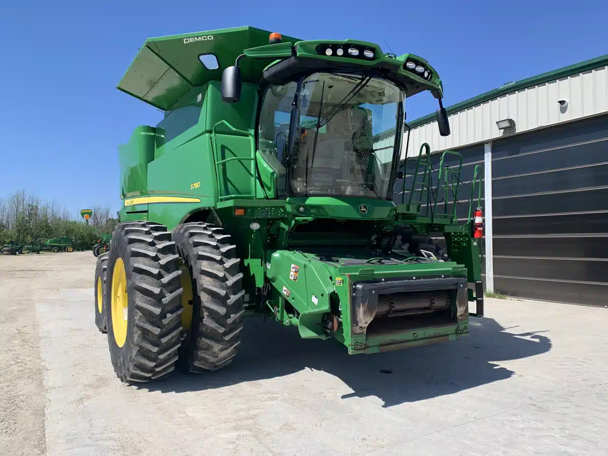 Gallery image 1 for Used 2020 John Deere S780 Combine