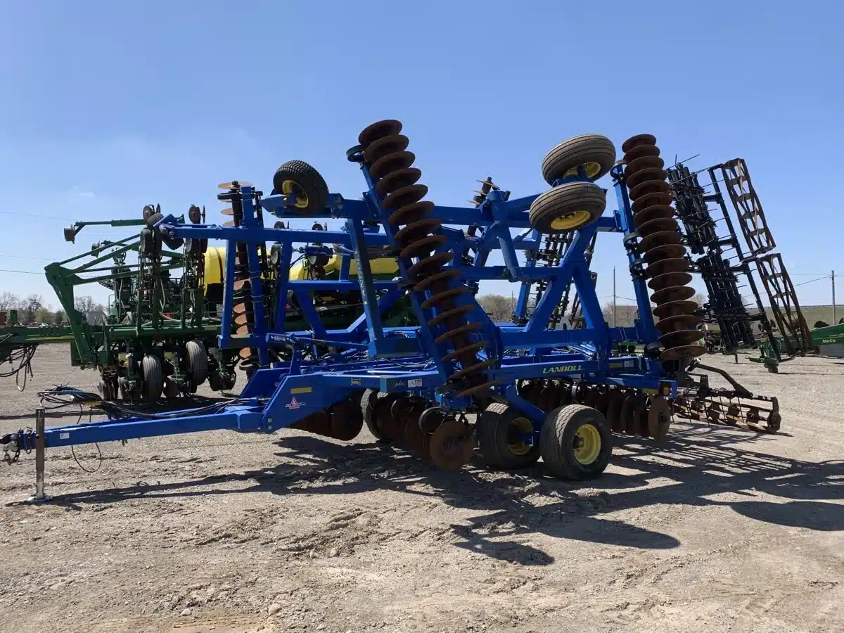 Gallery image 2 for Used 2016 Landoll 7431 Vertical Tillage