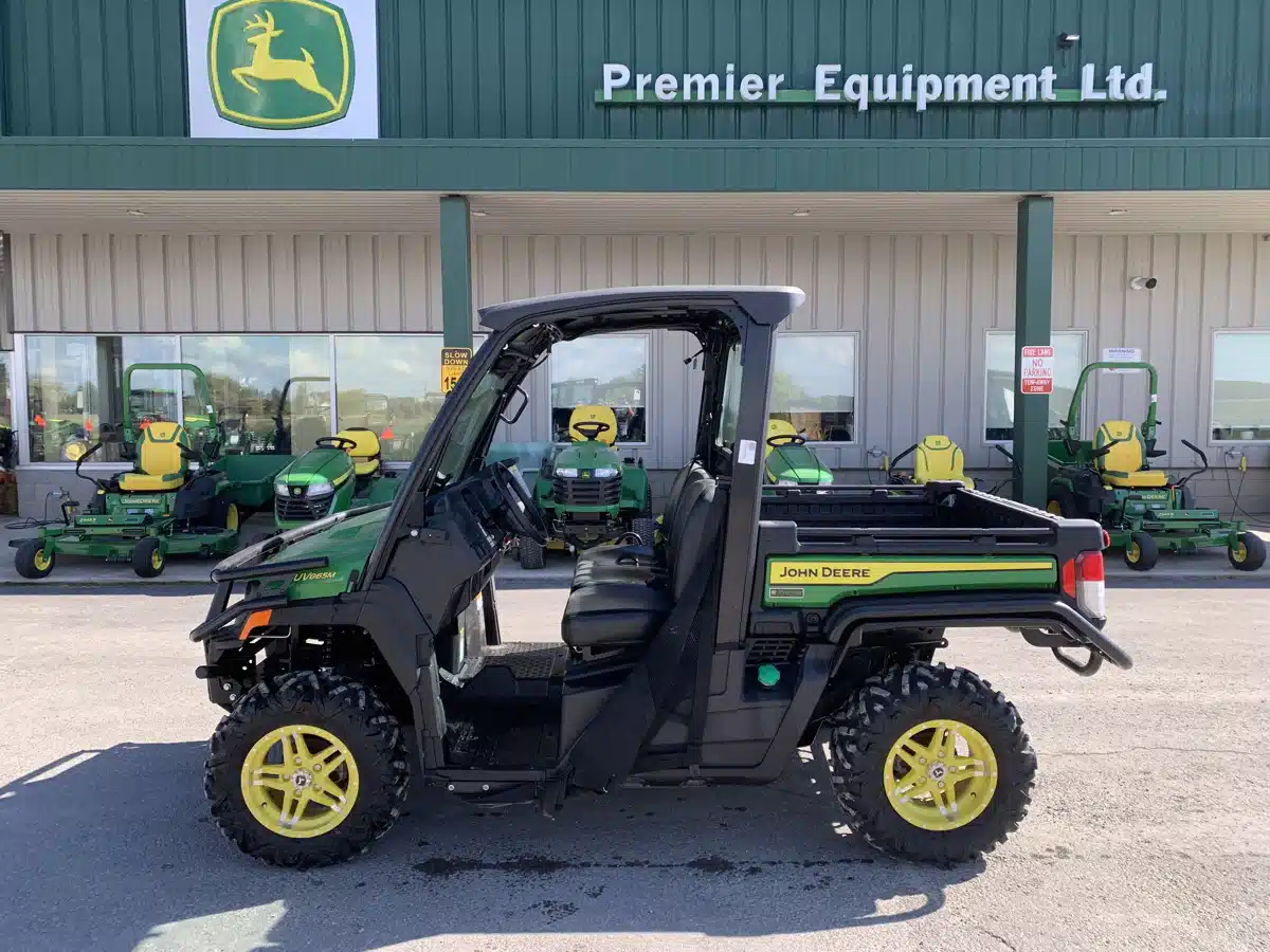 Gallery image 1 for Used 2023 John Deere XUV 865M Utility Vehicle