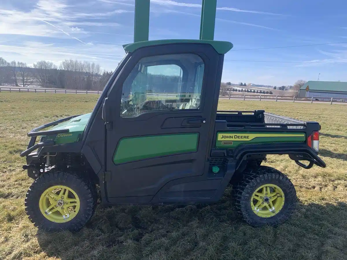 Gallery image 1 for Used 2023 John Deere XUV 865R ATV