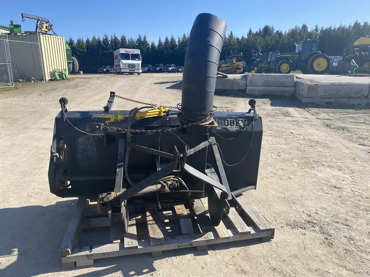 Gallery image 2 for Used Husky 84 Snow Blower