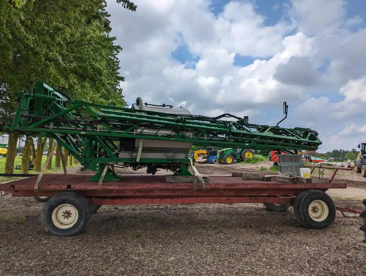 Gallery image 2 for Used 2018 John Deere 100FT Square Baler - Large