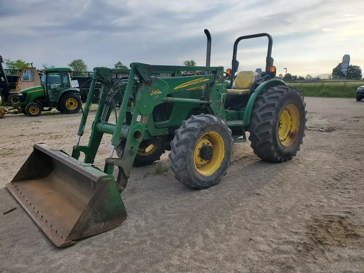 Gallery image 2 for Used 2008 John Deere 5625 Tractor