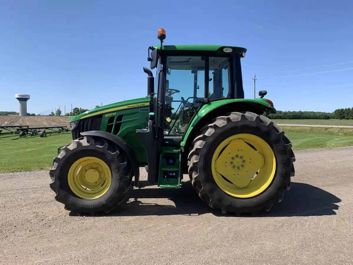 Gallery image 1 for Used 2022 John Deere 6120M Tractor