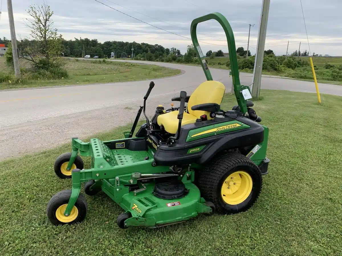 Gallery image 2 for Used 2013 John Deere Z950R Mower - Zero Turn