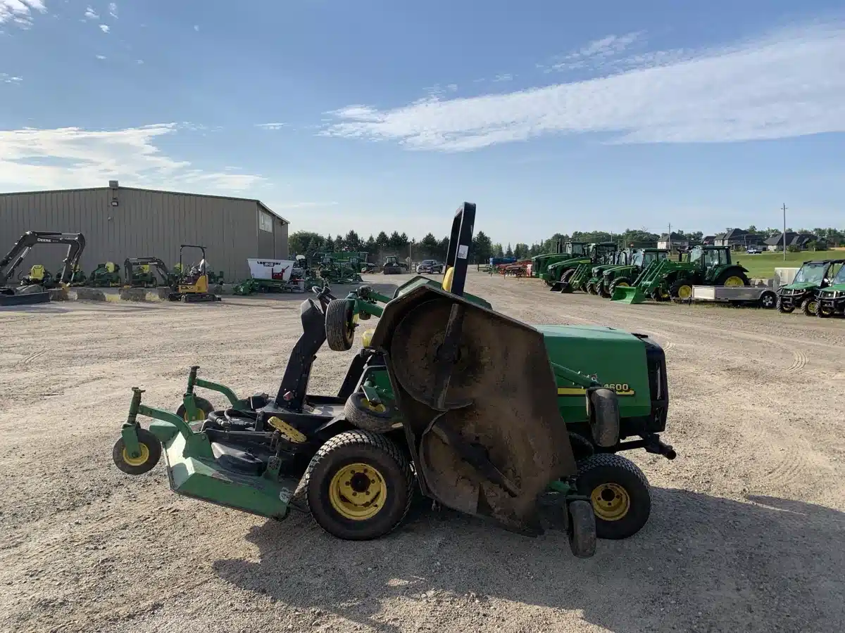 Gallery image 2 for Used 2002 John Deere 1600 Mower - Front Deck