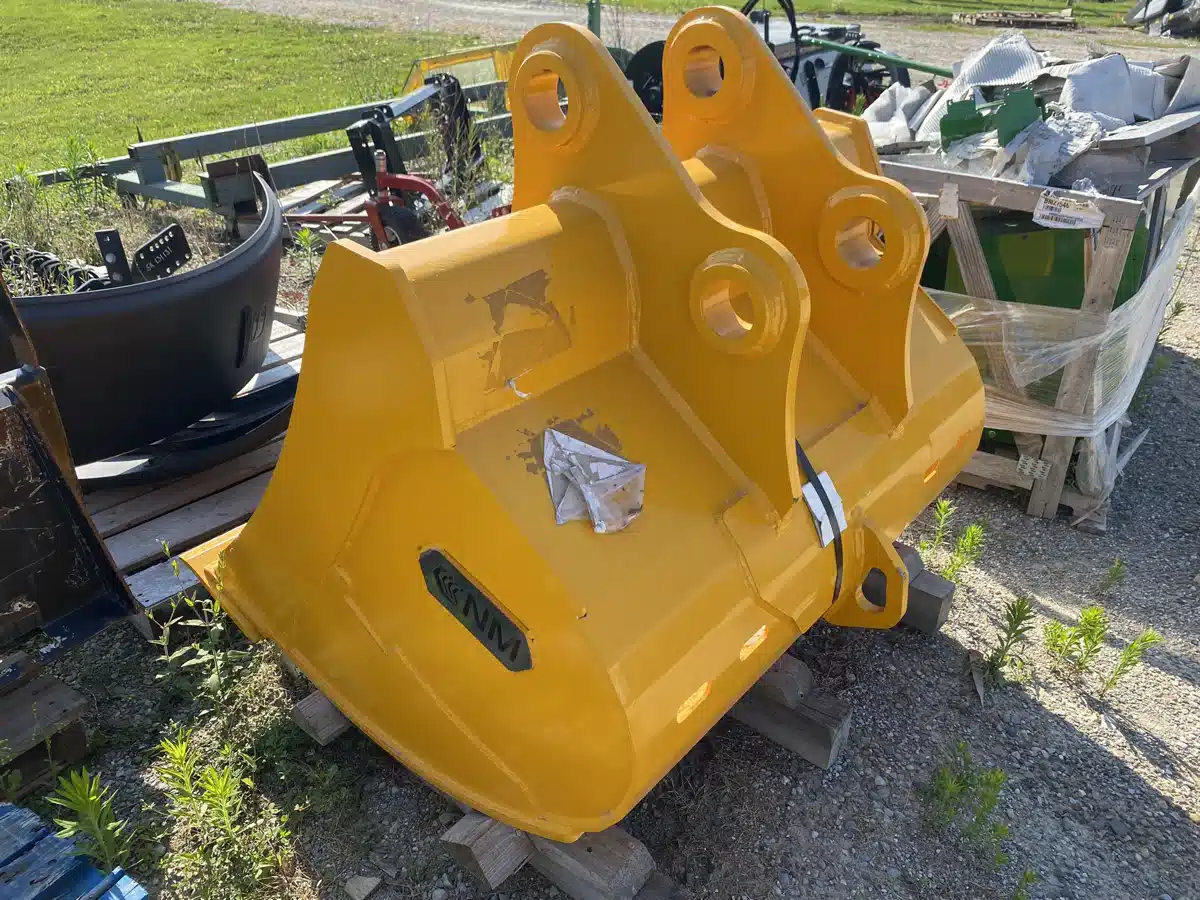 Gallery image 2 for 2023 NM Attachments 15DC-48 Bucket