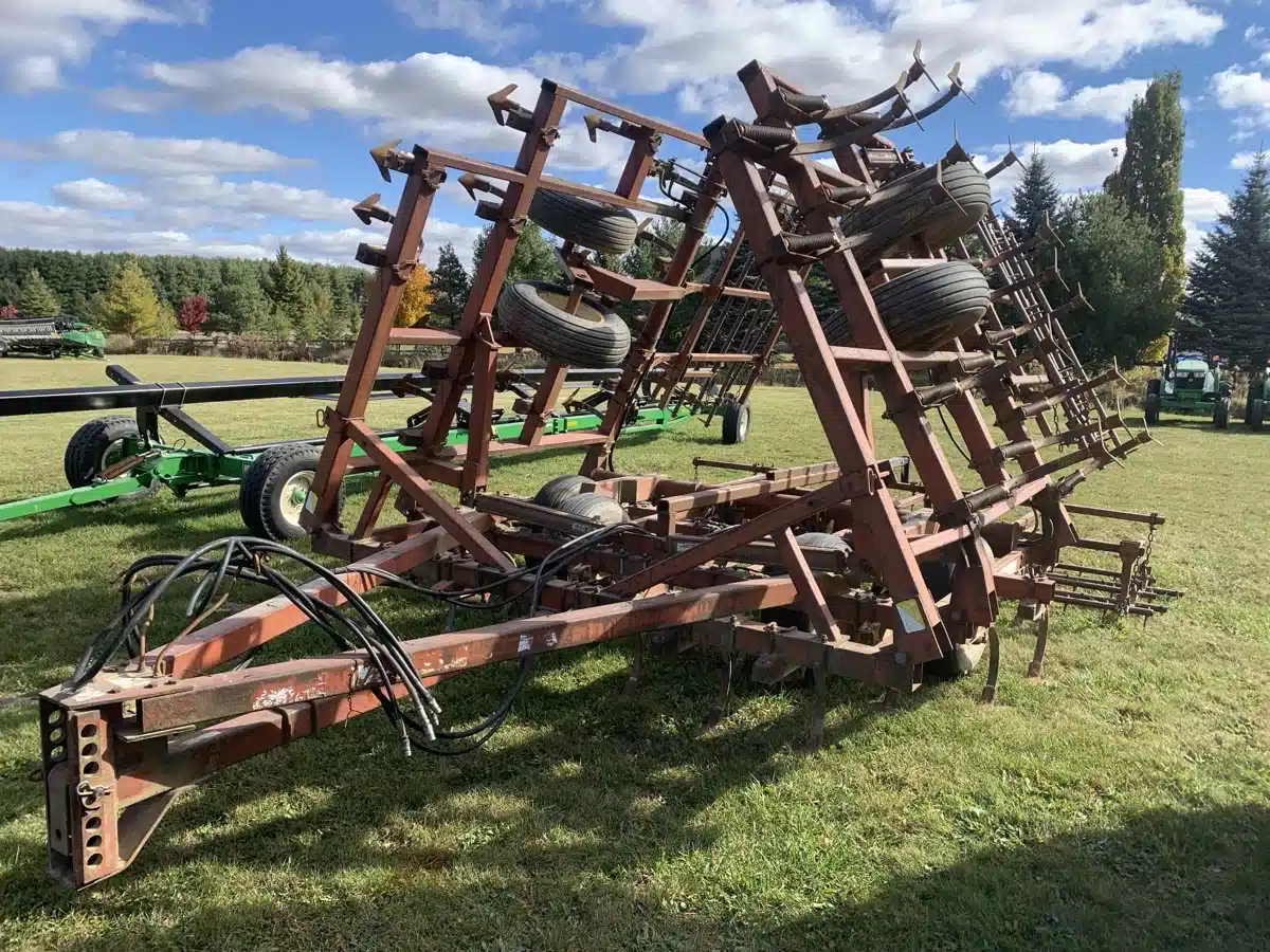 Image pour Usagé Kewanee 340 Cultivateur