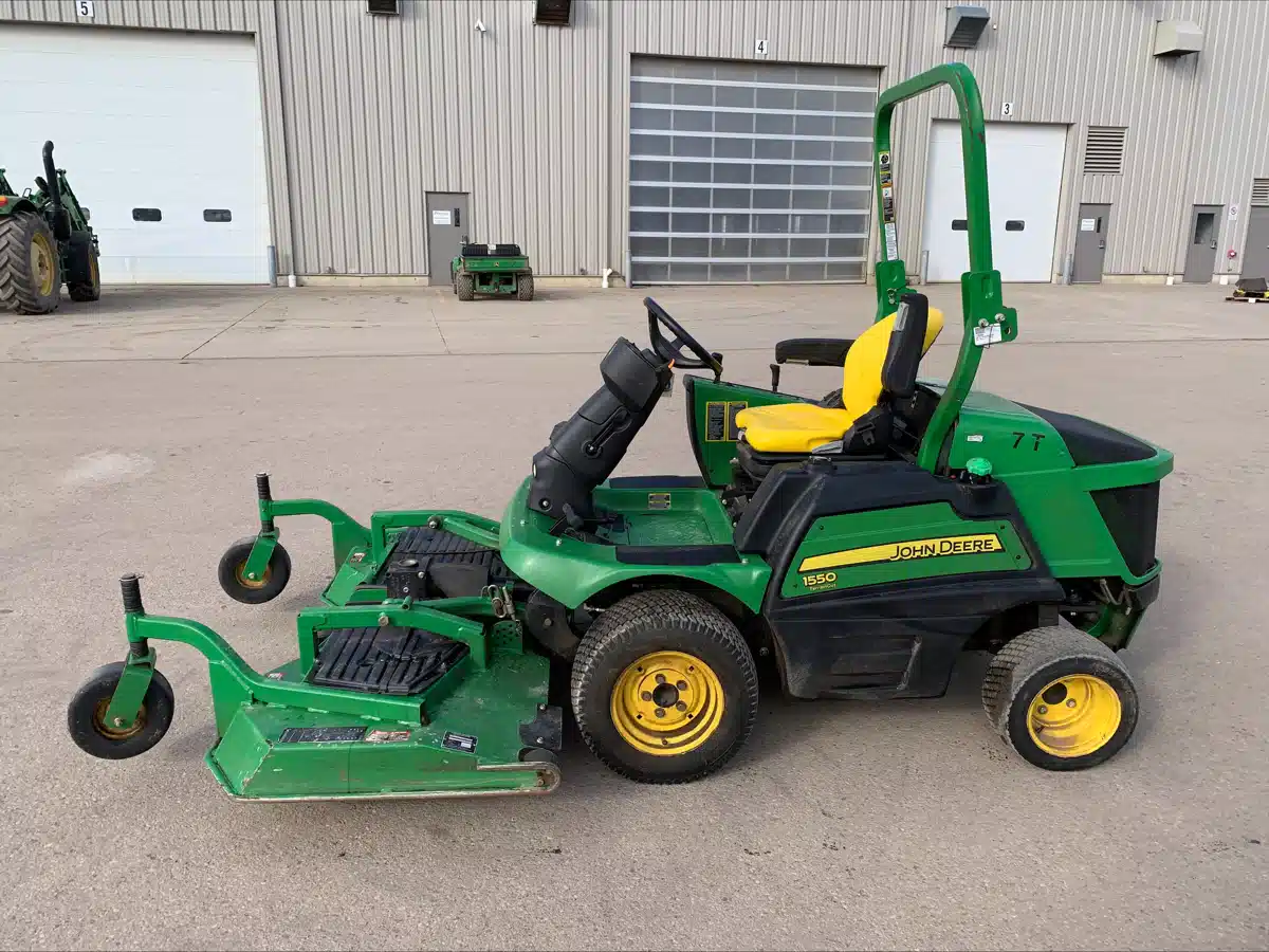 Gallery image 1 for Used 2021 John Deere 1550 Mower - Front Deck