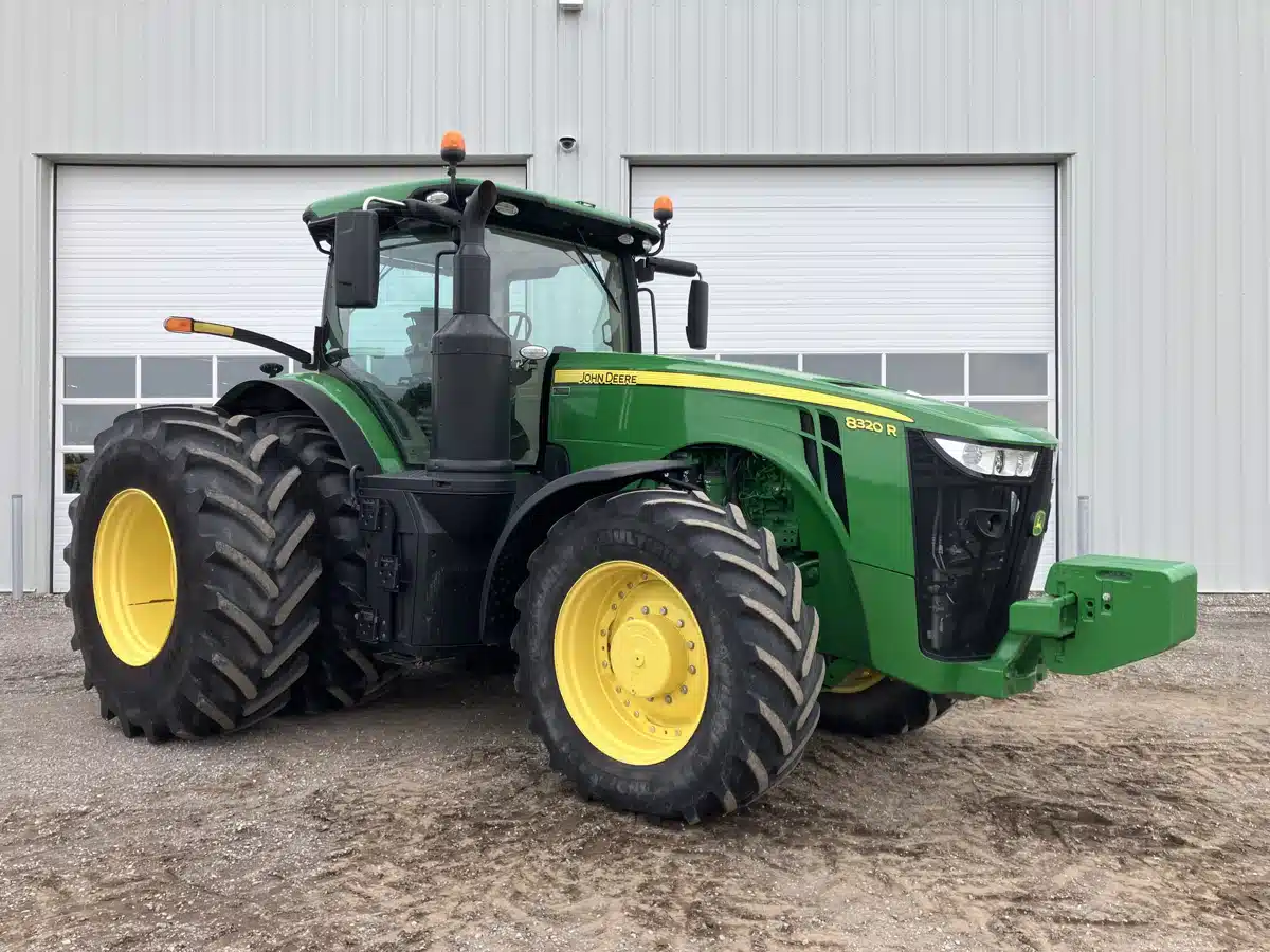 Gallery image 1 for Used 2020 John Deere 8320R Tractor