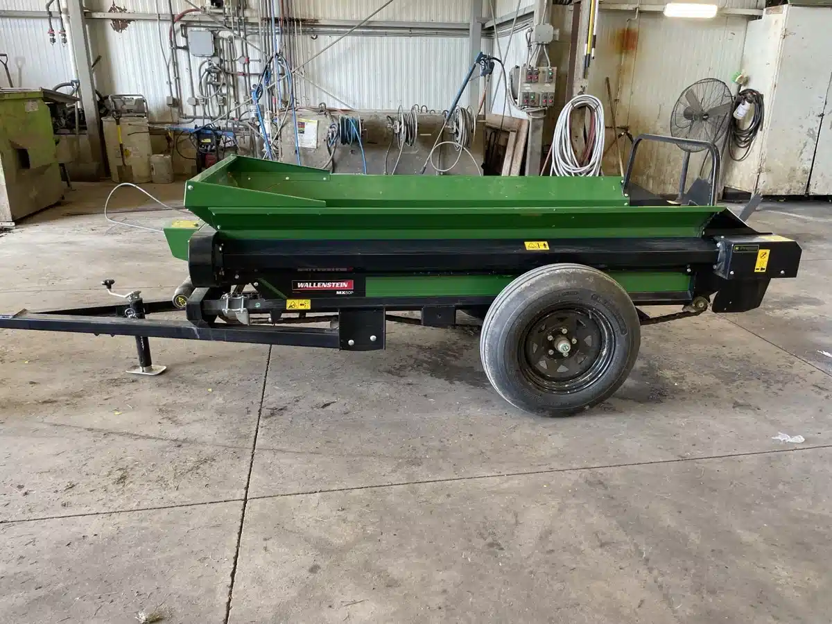 Gallery image 2 for Used 2023 Wallenstein MX50P Manure Spreader