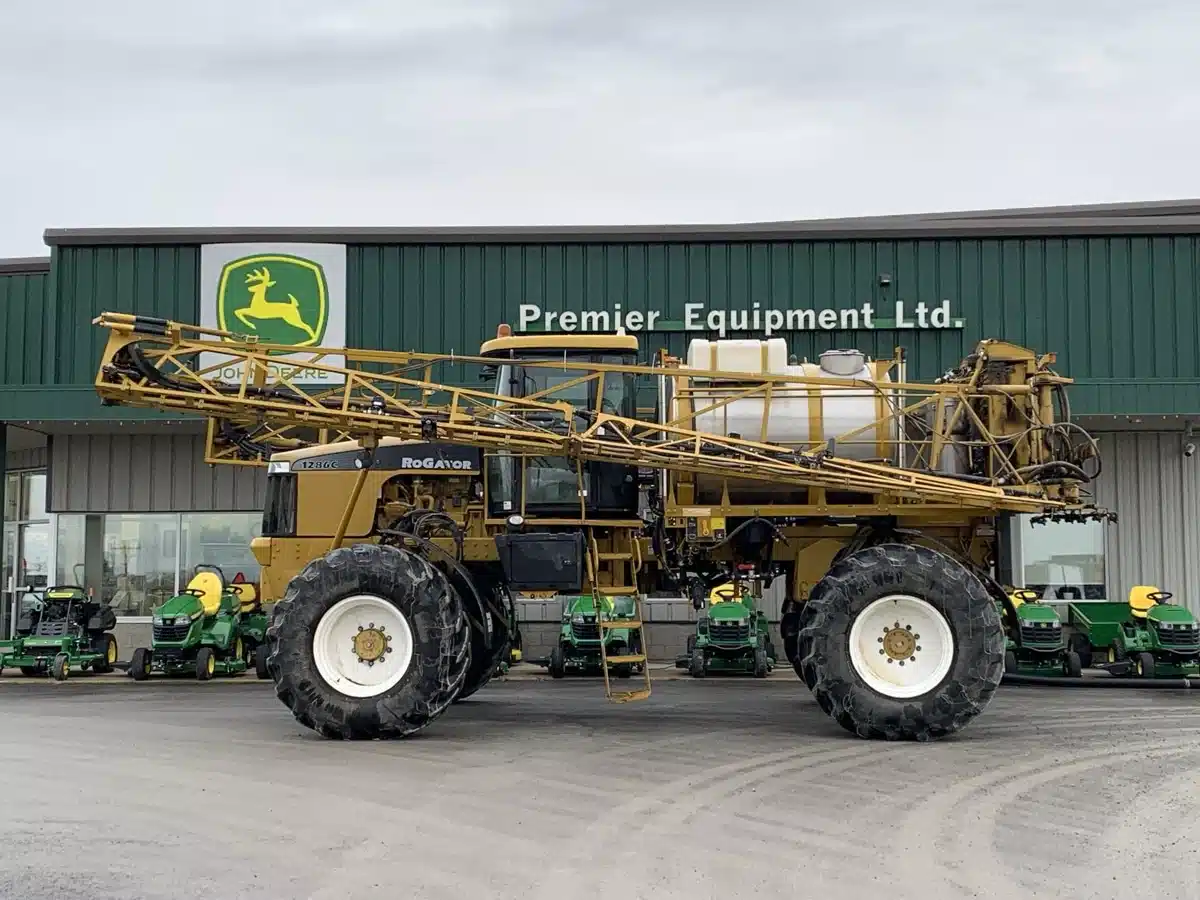 Gallery image 1 for Used 2009 RoGator 1286C Sprayer - Self Propelled