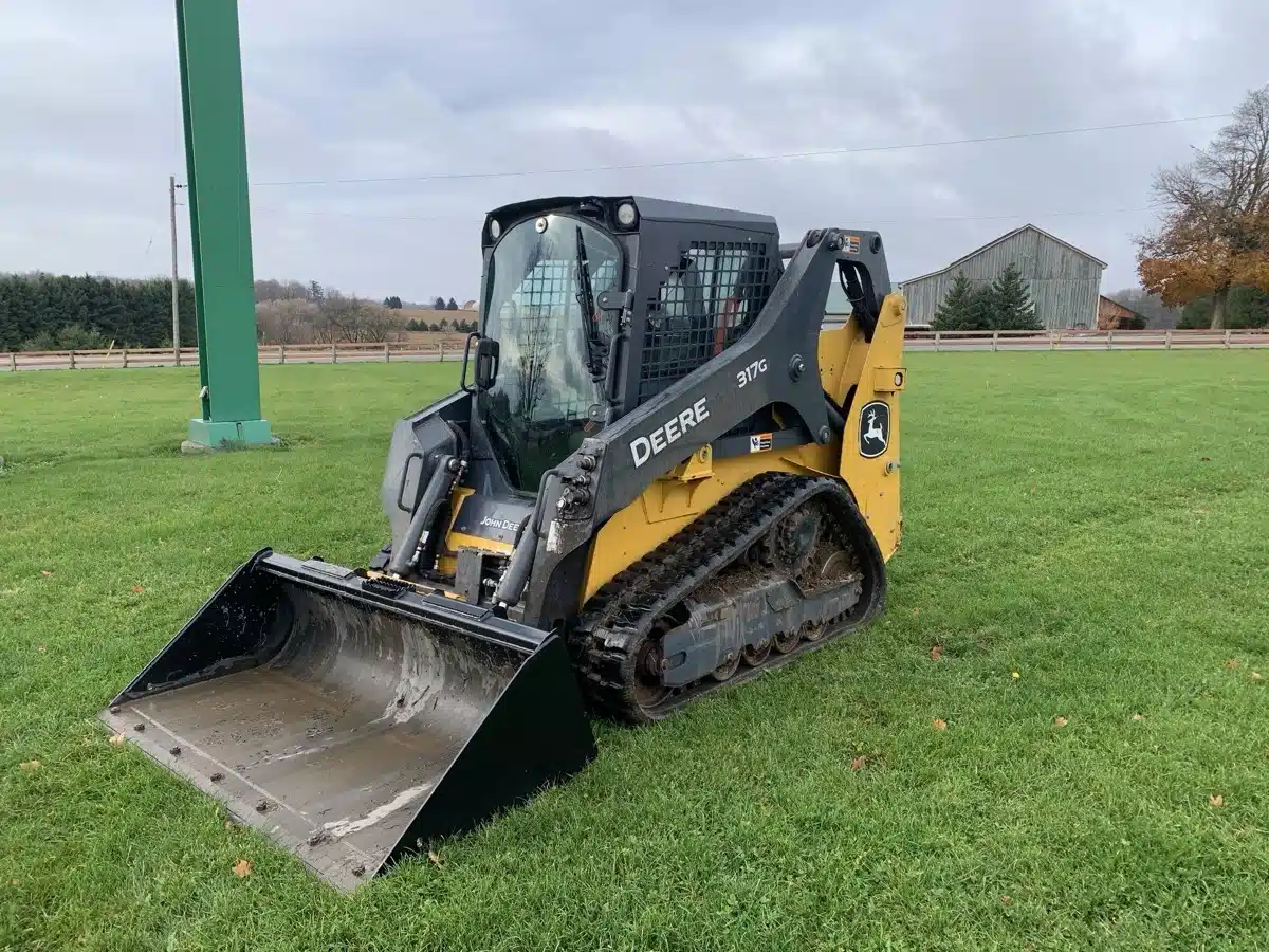 Gallery image 2 for Used 2023 John Deere 317G Track Loader