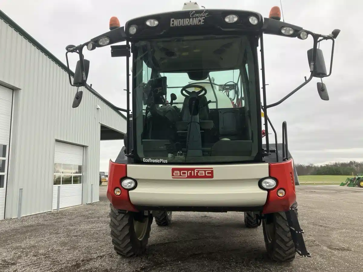 Gallery image 2 for Used 2015 Agrifac Endurance 1 Sprayer - Self Propelled