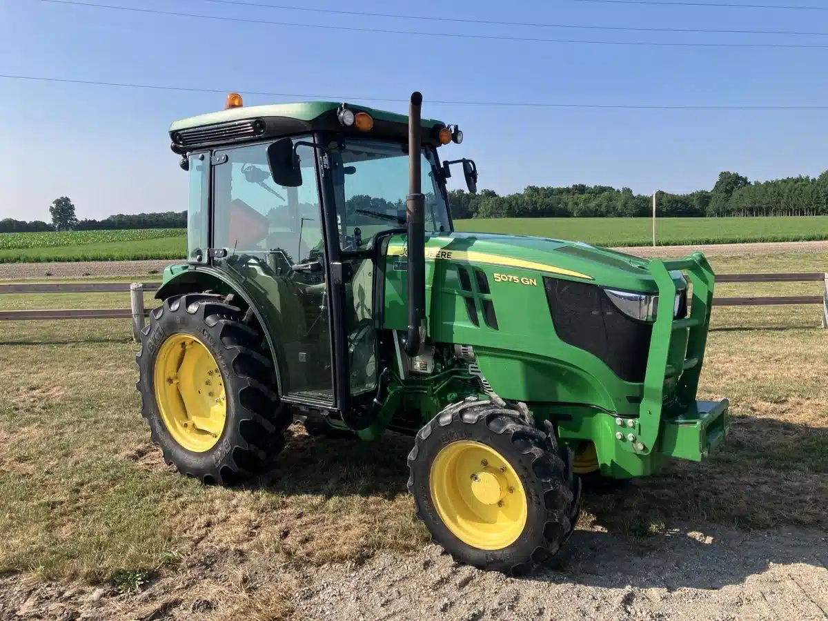 Gallery image 1 for Used 2020 John Deere 5075GN Tractor