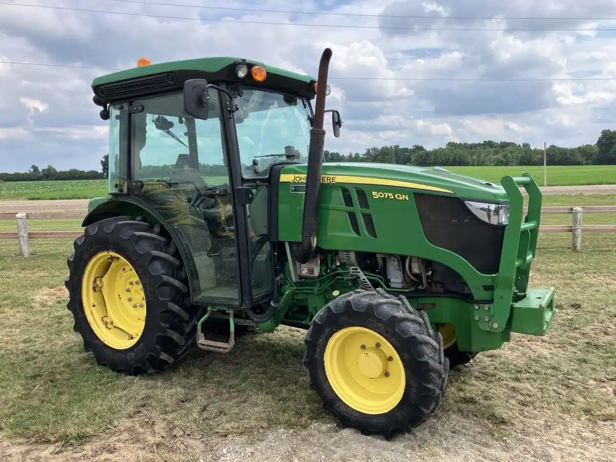 Gallery image 1 for Used 2020 John Deere 5075GN Tractor
