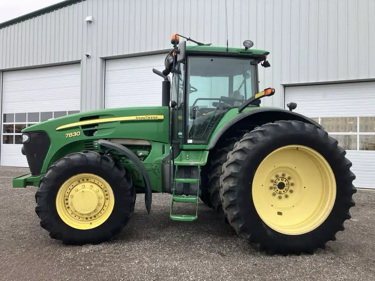 Gallery image 2 for Used 2007 John Deere 7830 Tractor