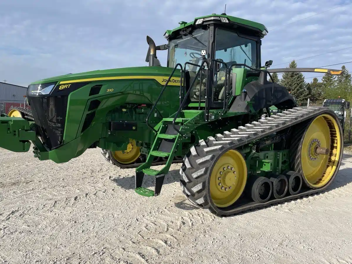 Gallery image 1 for Used 2020 John Deere 8RT 310 Tractor
