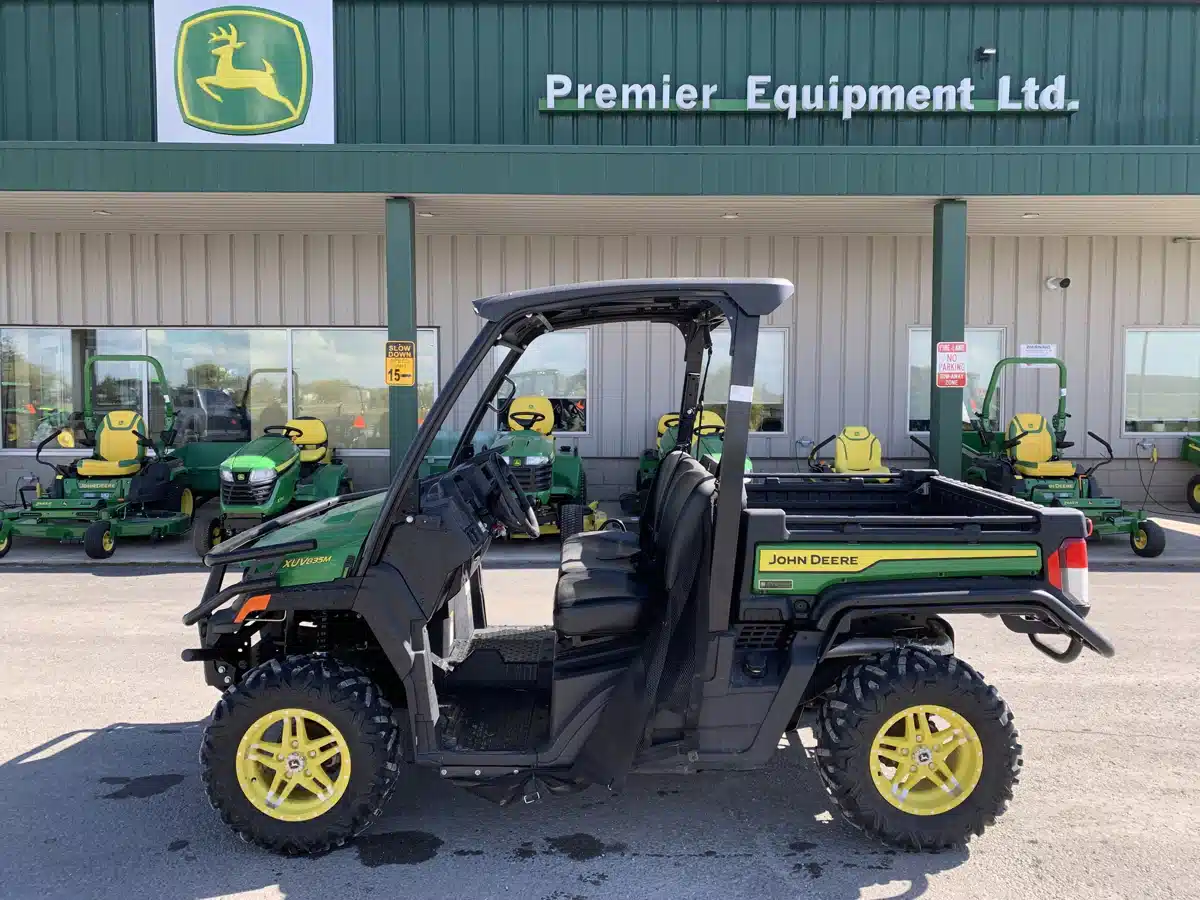 Gallery image 1 for Used 2023 John Deere XUV 835M Utility Vehicle