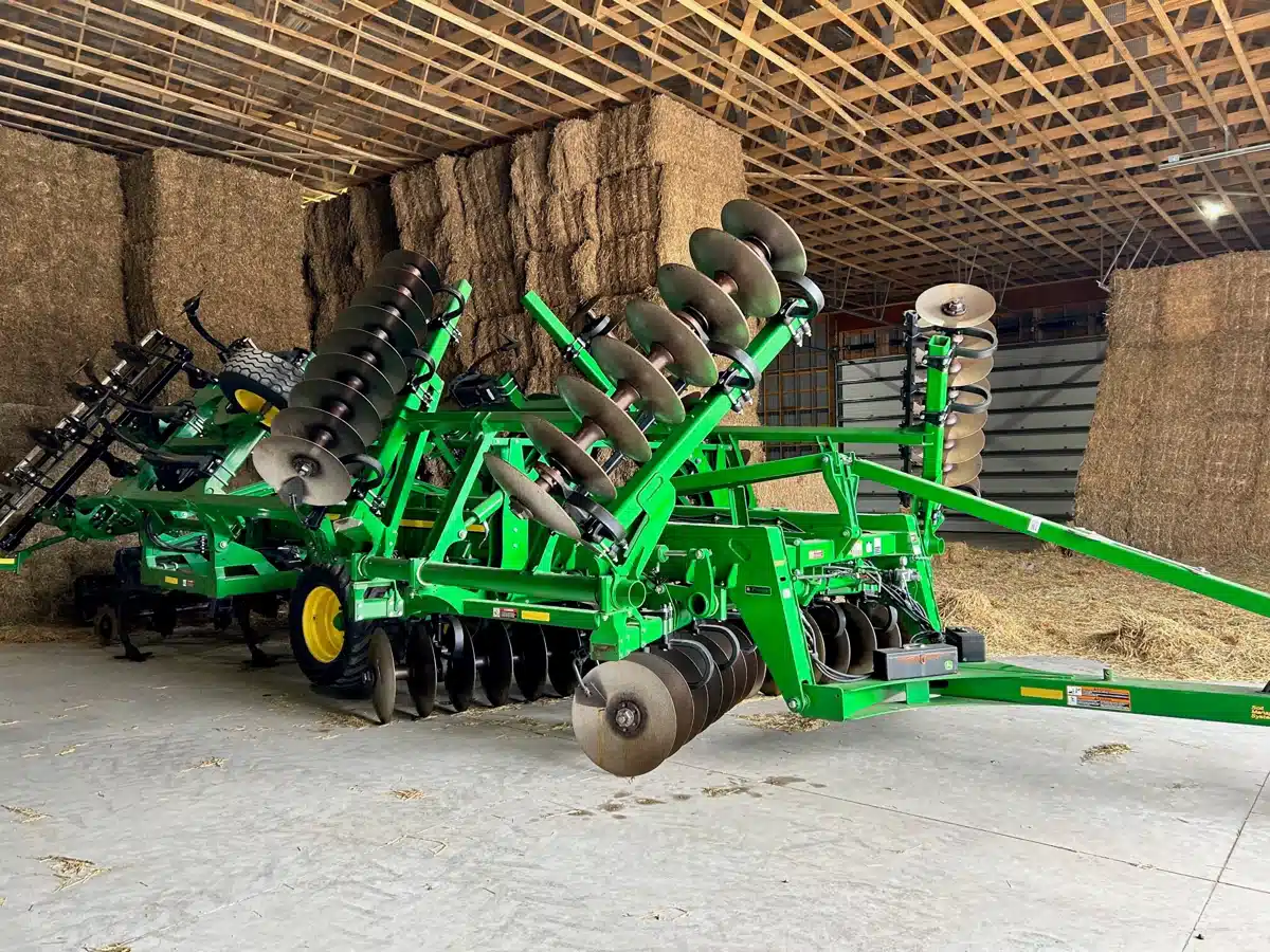 Gallery image 2 for Used 2020 John Deere 2730 Ripper