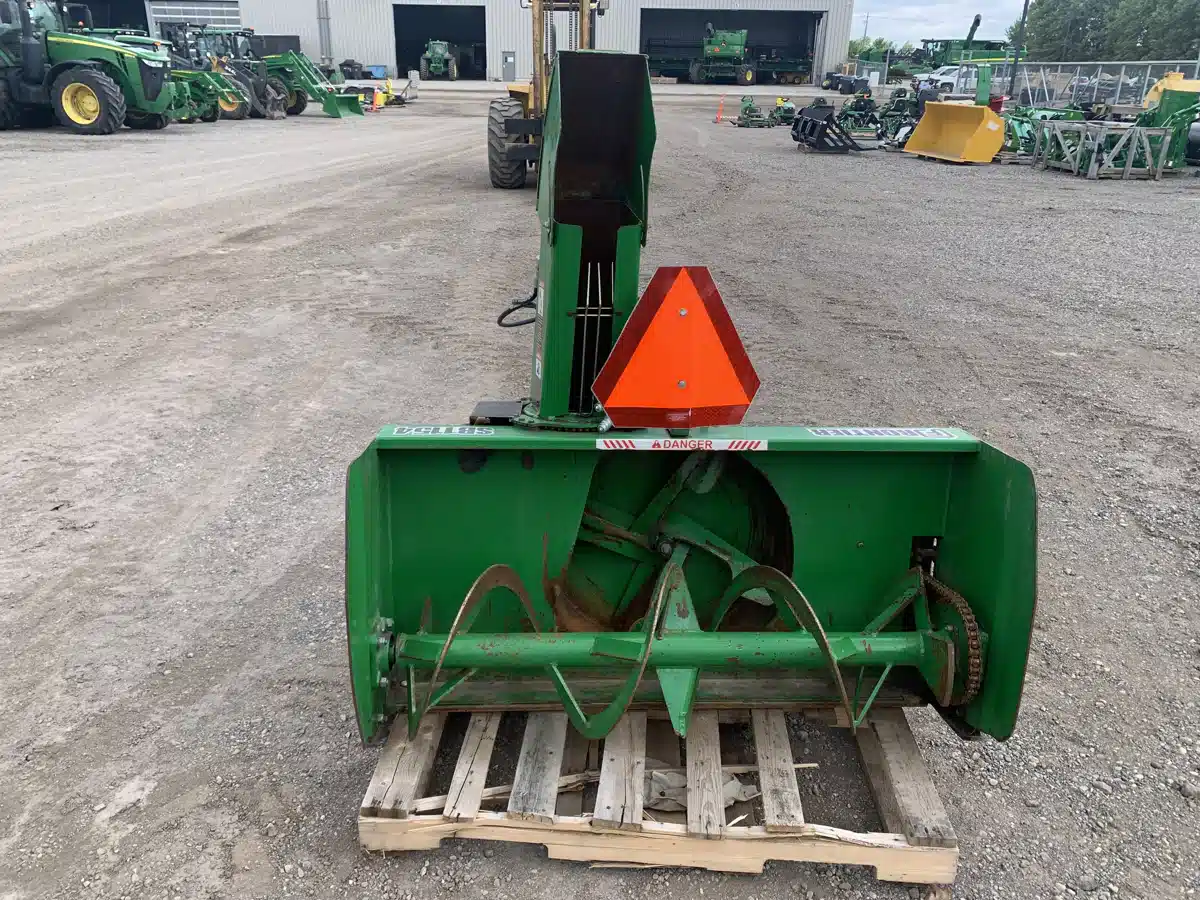 Gallery image 2 for Used 2019 John Deere SB1154 Snow Blower