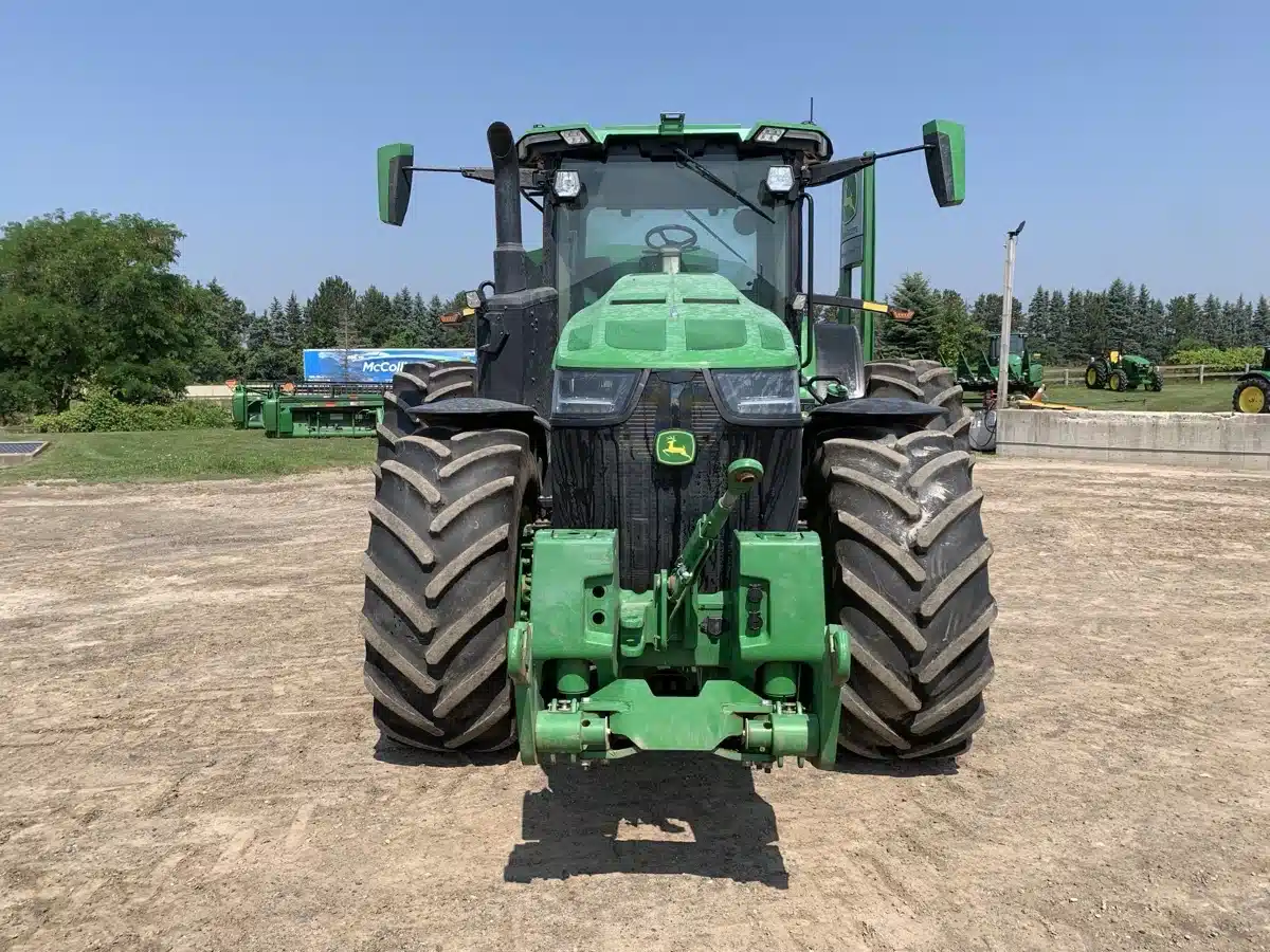 Gallery image 2 for Used 2022 John Deere 8R 310 Tractor