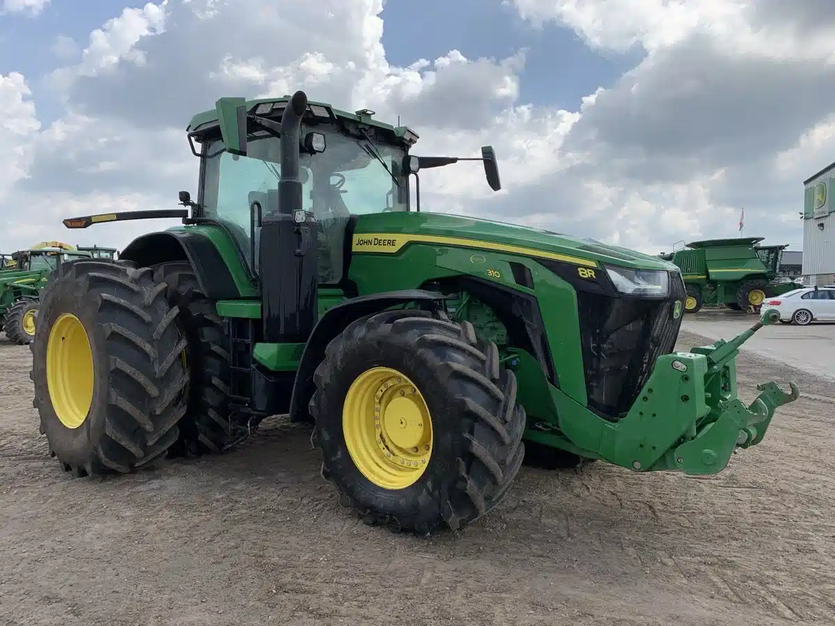 Gallery image 2 for Used 2022 John Deere 8R 310 Tractor