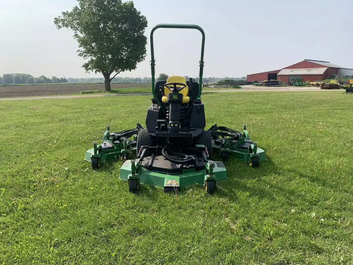 Gallery image 2 for Used 2017 John Deere 1600 Mower - Front Deck