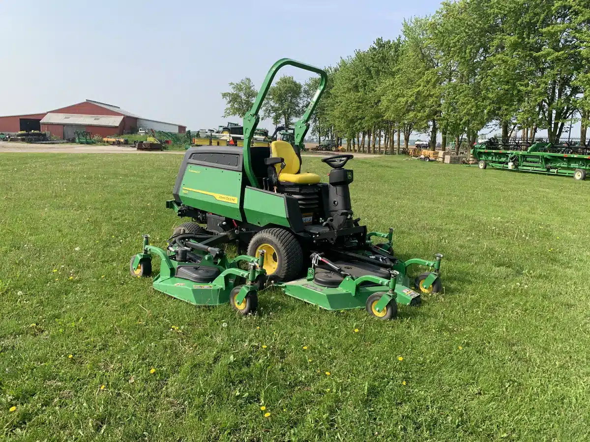 Gallery image 1 for Used 2017 John Deere 1600 Mower - Front Deck