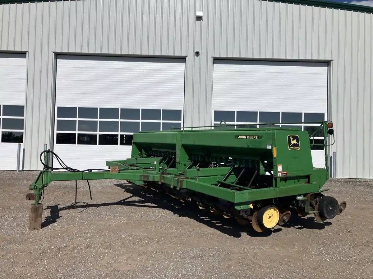 Gallery image 1 for Used 1994 John Deere 750 Drill