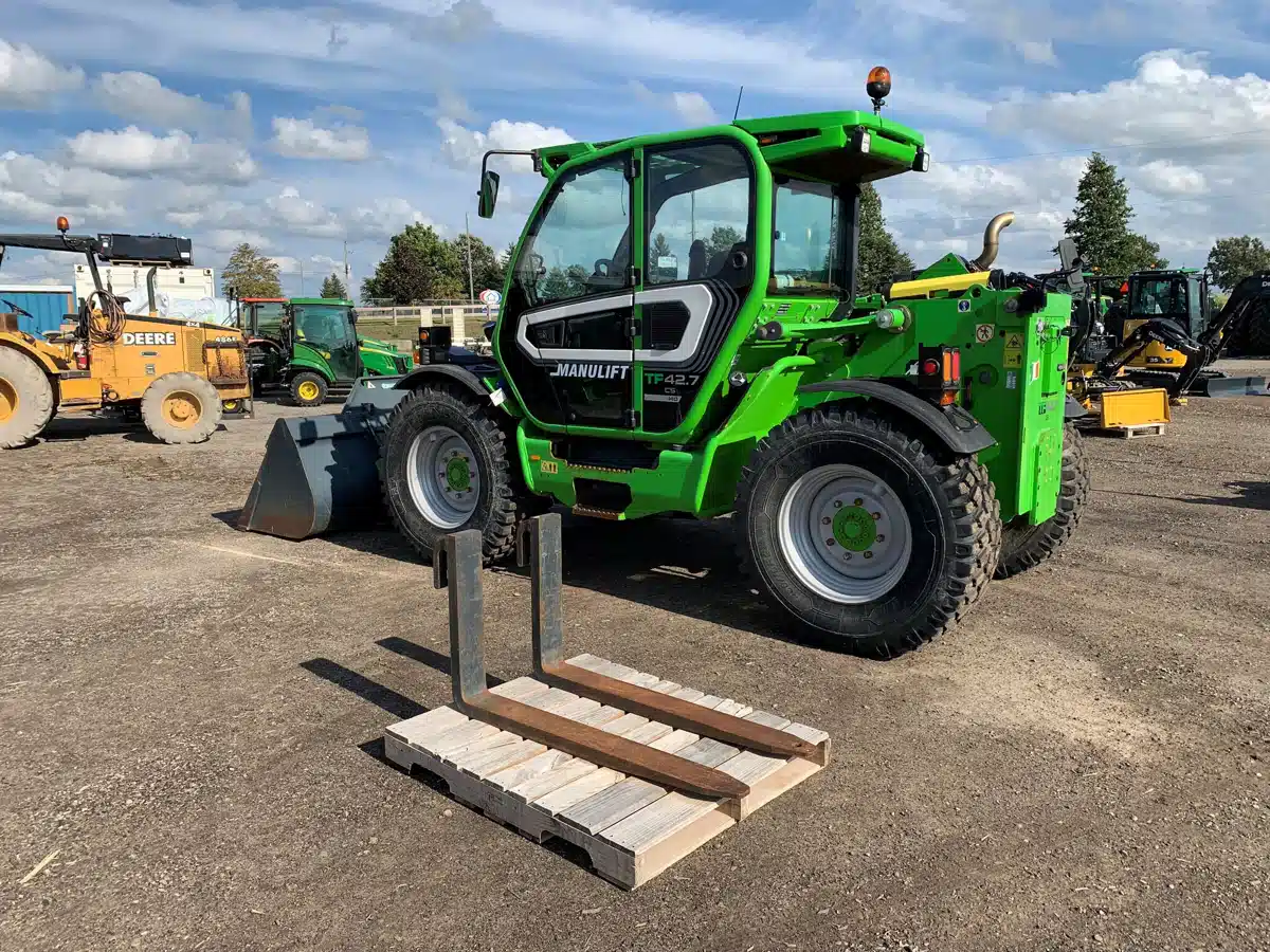 Gallery image 2 for Used 2020 Merlo TF42.7 TeleHandler
