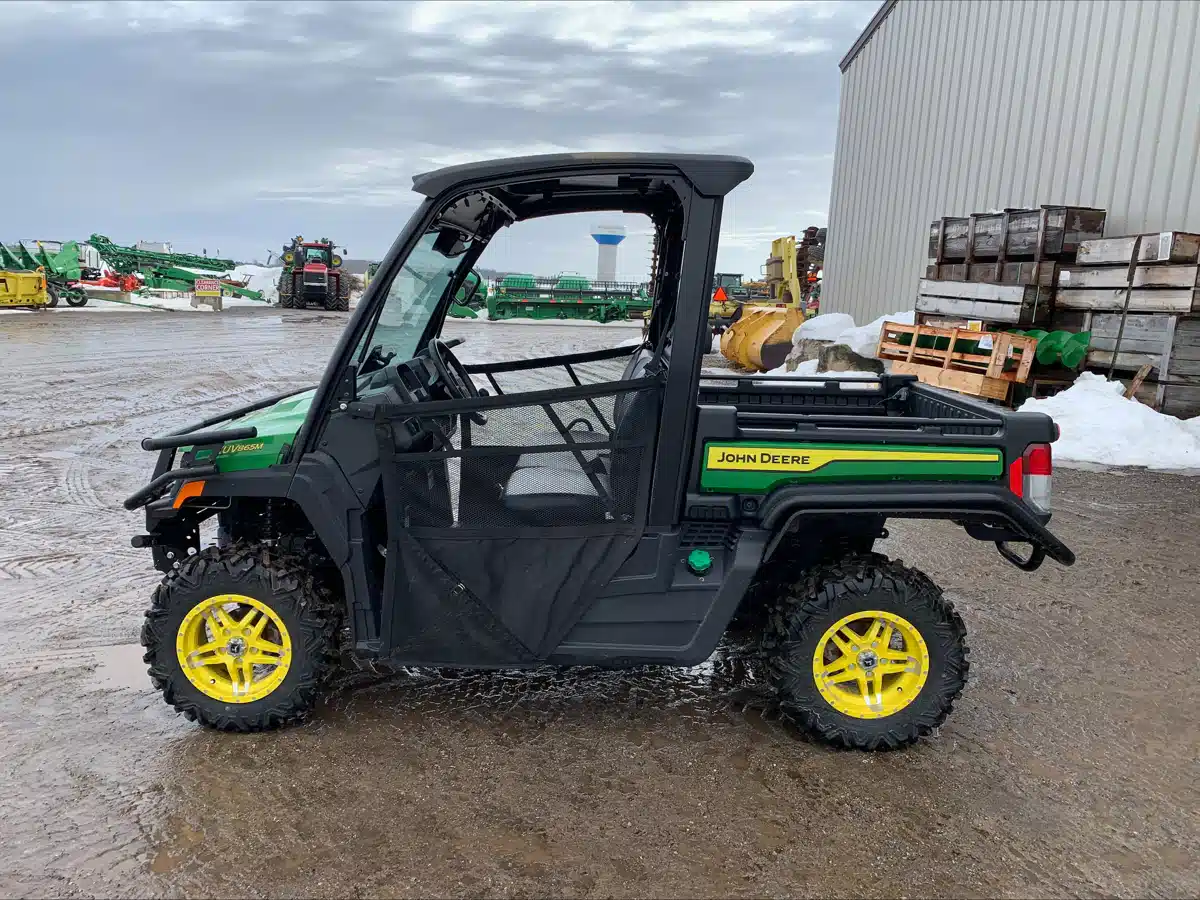 Gallery image 1 for Used 2024 John Deere XUV 865M Utility Vehicle