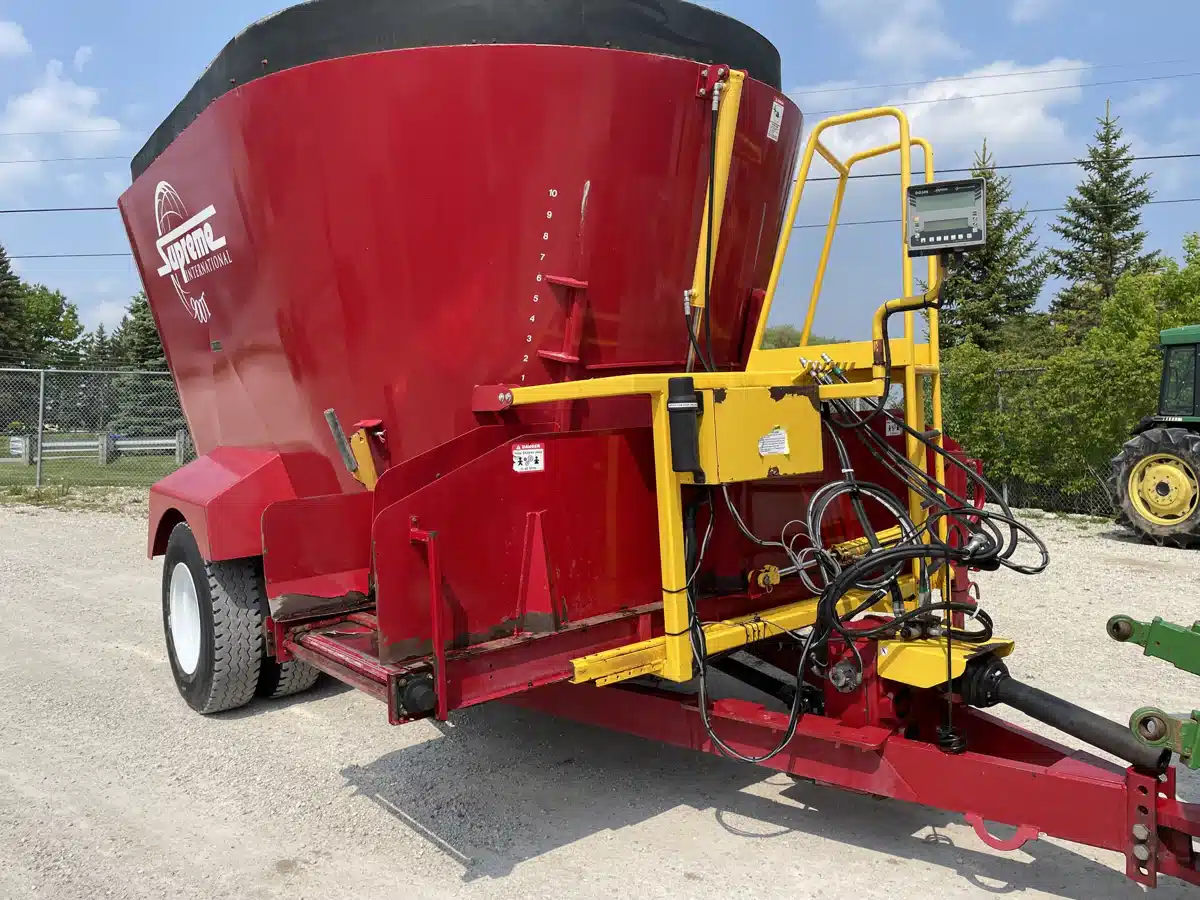 Gallery image 2 for Used 2018 Supreme 900T Bale Processor