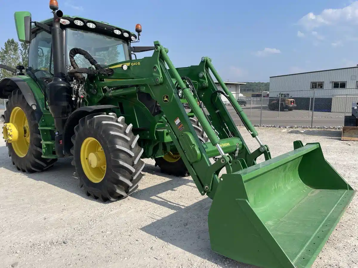 Gallery image 2 for 2022 John Deere 6R 140 Tractor