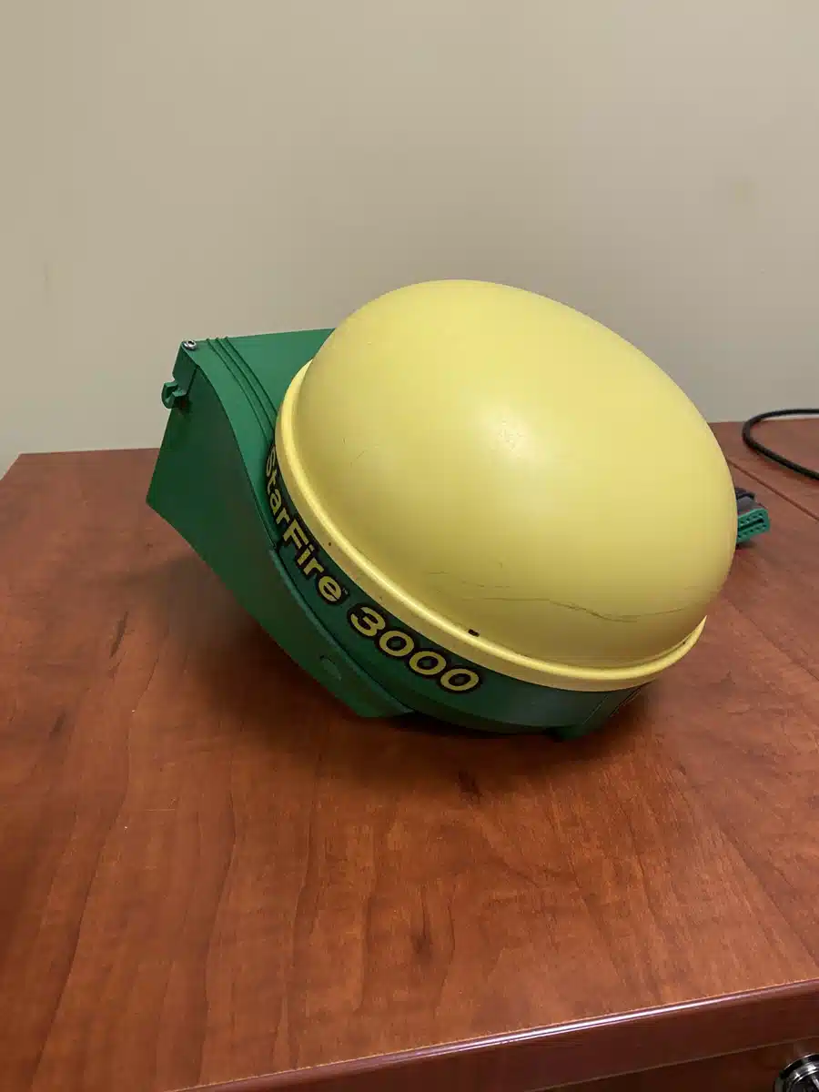 Gallery image 2 for Used John Deere STARFIRE 3000 Guidance System