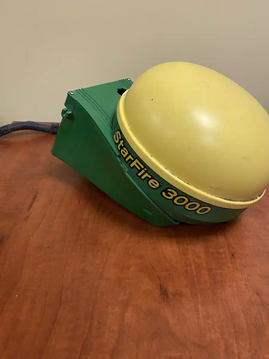 Gallery image 2 for Used John Deere STARFIRE 3000 Guidance System