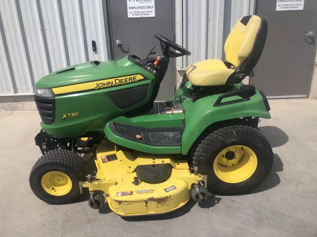 Gallery image 1 for Used 2013 John Deere X730 Lawn Tractor