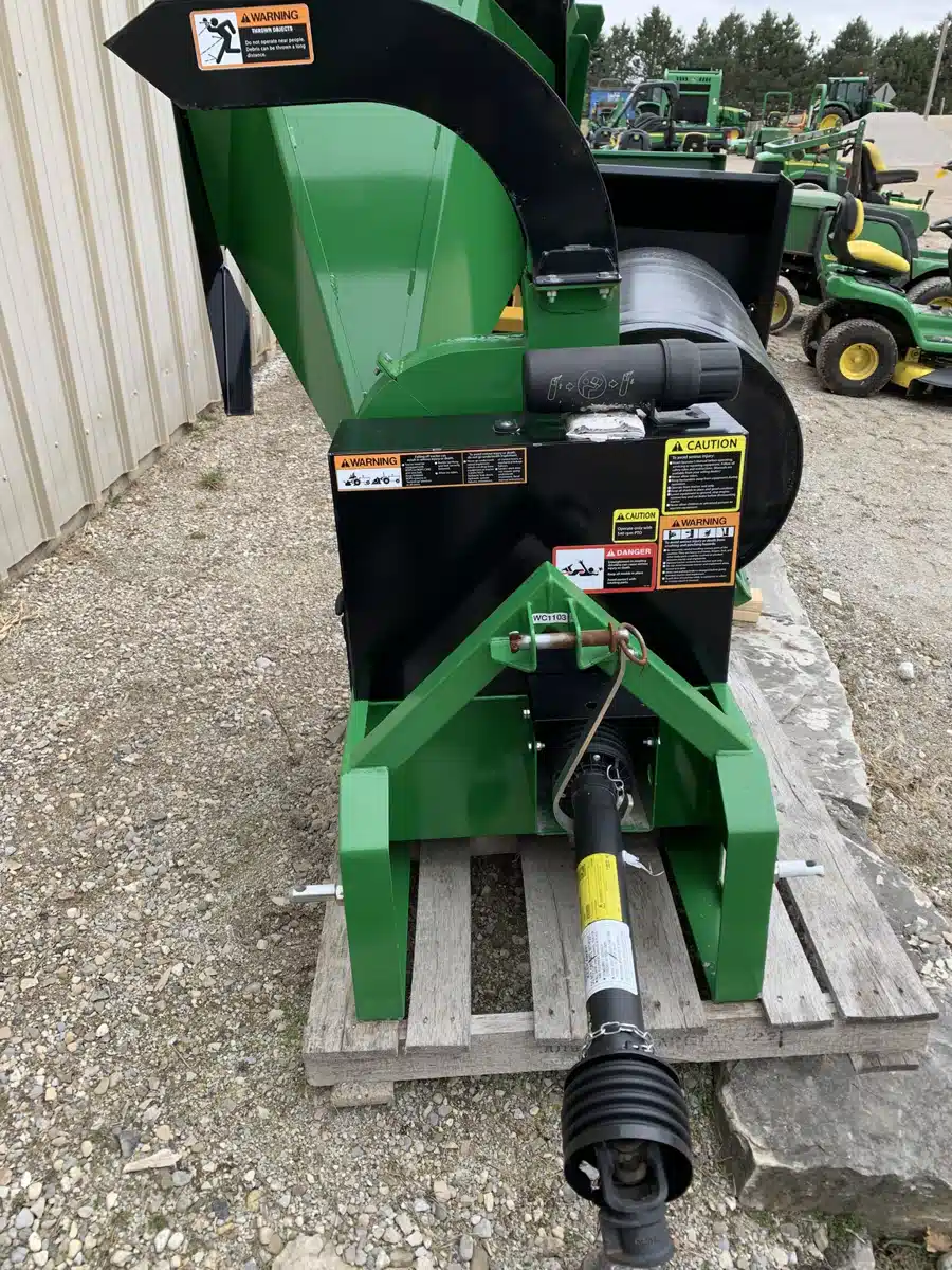 Gallery image 2 for Used 2022 Frontier WC1103 Wood Chipper