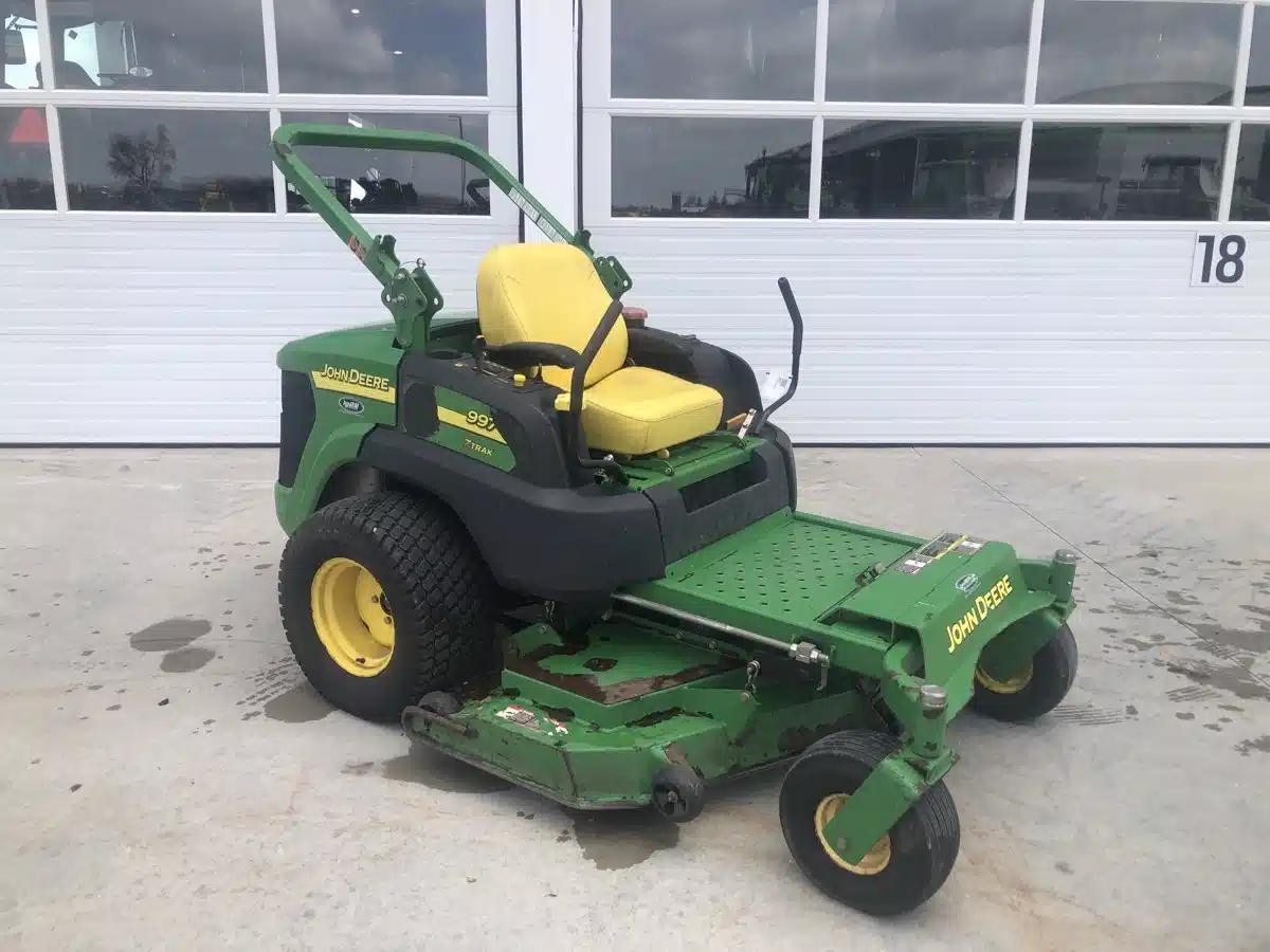 Gallery image 2 for Used 2007 John Deere 997 Mower - Zero Turn