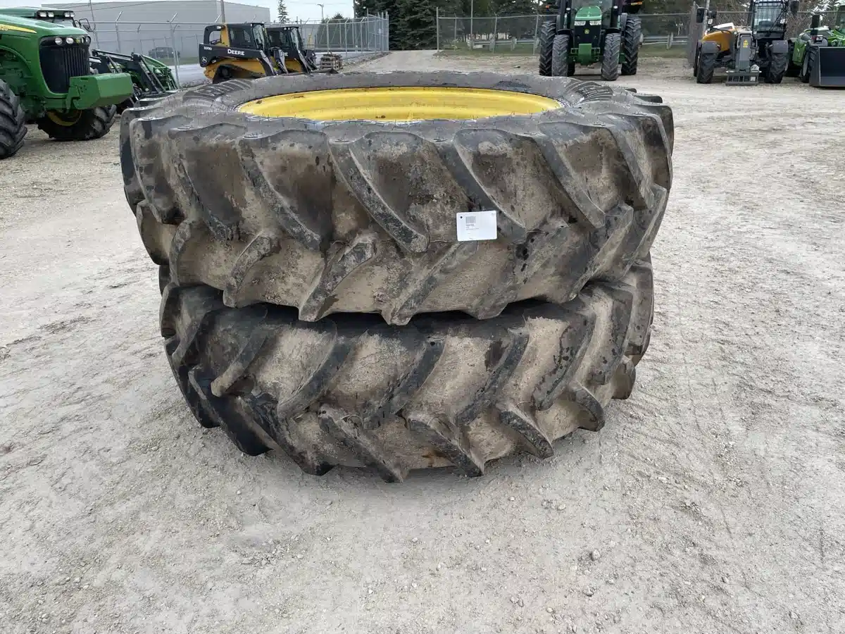 Gallery image 2 for Used 2023 John Deere 520/85R46 Tires
